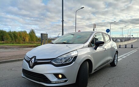 Renault Clio IV рестайлинг, 2019 год, 1 300 000 рублей, 20 фотография