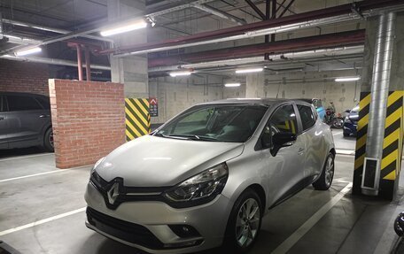 Renault Clio IV рестайлинг, 2019 год, 1 300 000 рублей, 38 фотография