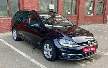 Volkswagen Golf VII, 2019 год, 1 900 000 рублей, 9 фотография