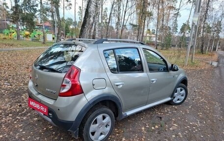 Renault Sandero I, 2011 год, 690 000 рублей, 2 фотография