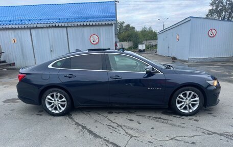 Chevrolet Malibu IX, 2017 год, 1 500 000 рублей, 12 фотография