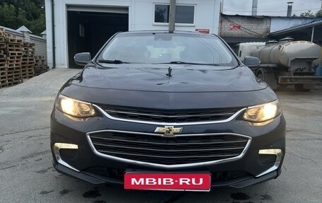 Chevrolet Malibu IX, 2017 год, 1 500 000 рублей, 15 фотография