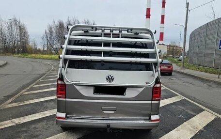 Volkswagen Multivan T6 рестайлинг, 2018 год, 5 500 000 рублей, 4 фотография