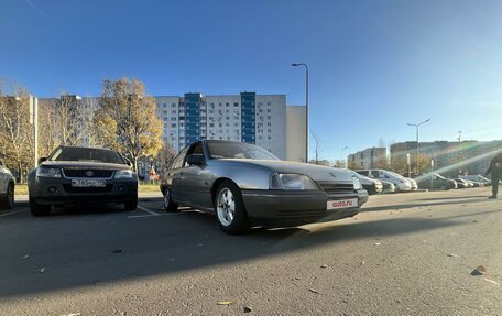 Opel Omega A, 1987 год, 107 000 рублей, 3 фотография