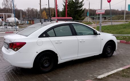 Chevrolet Cruze II, 2010 год, 620 000 рублей, 7 фотография