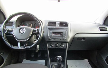 Volkswagen Polo VI (EU Market), 2015 год, 880 000 рублей, 10 фотография