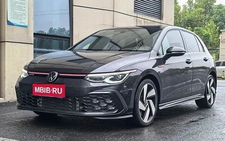 Volkswagen Golf GTI, 2021 год, 2 880 000 рублей, 1 фотография