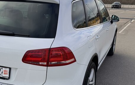 Volkswagen Touareg III, 2013 год, 2 420 000 рублей, 10 фотография