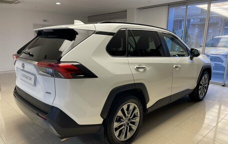 Toyota RAV4, 2019 год, 2 870 000 рублей, 4 фотография