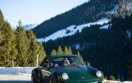 Porsche 911, 1990 год, 27 964 912 рублей, 1 фотография