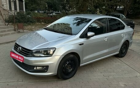 Volkswagen Polo VI (EU Market), 2016 год, 1 100 000 рублей, 3 фотография