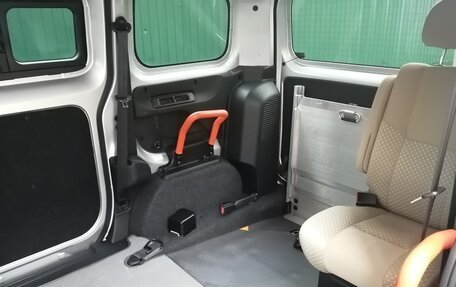 Nissan NV200, 2017 год, 2 000 000 рублей, 3 фотография