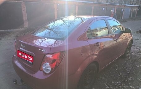 Chevrolet Aveo III, 2013 год, 950 000 рублей, 4 фотография