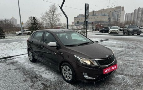 KIA Rio III рестайлинг, 2015 год, 1 040 000 рублей, 2 фотография