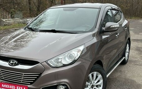 Hyundai ix35 I рестайлинг, 2013 год, 1 570 000 рублей, 2 фотография