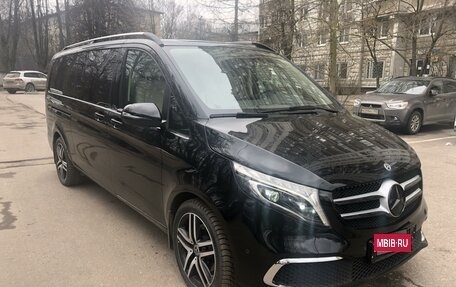 Mercedes-Benz V-Класс, 2019 год, 15 300 000 рублей, 26 фотография