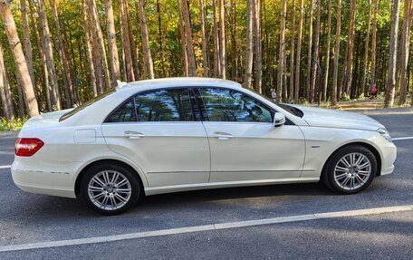 Mercedes-Benz E-Класс, 2012 год, 2 990 000 рублей, 7 фотография