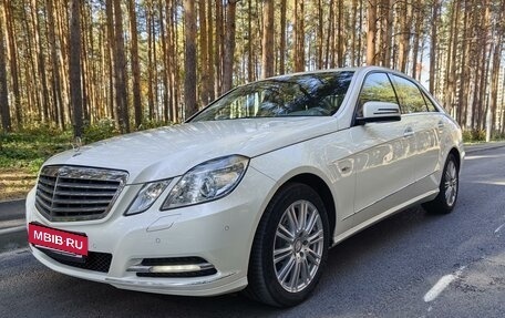 Mercedes-Benz E-Класс, 2012 год, 2 990 000 рублей, 12 фотография