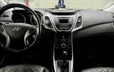 Hyundai Elantra V, 2015 год, 1 390 000 рублей, 6 фотография