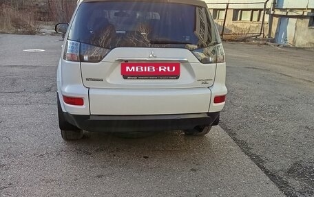 Mitsubishi Outlander III рестайлинг 3, 2011 год, 1 650 000 рублей, 15 фотография