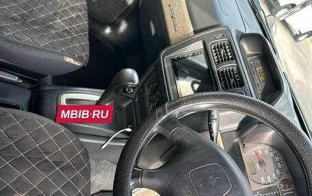 Mitsubishi Pajero iO, 1998 год, 700 000 рублей, 15 фотография