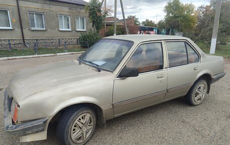 Opel Ascona C, 1986 год, 150 000 рублей, 5 фотография