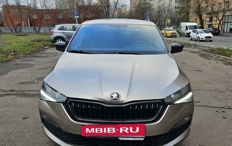 Skoda Rapid II, 2021 год, 1 550 000 рублей, 2 фотография