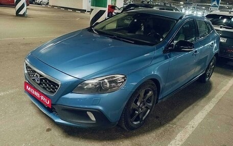 Volvo V40 Cross Country I, 2014 год, 1 650 000 рублей, 3 фотография