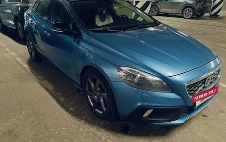 Volvo V40 Cross Country I, 2014 год, 1 650 000 рублей, 10 фотография