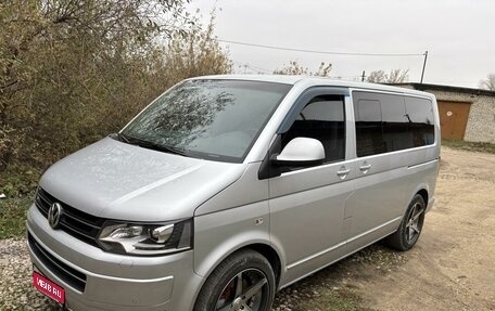 Volkswagen Multivan T5, 2012 год, 2 400 000 рублей, 1 фотография