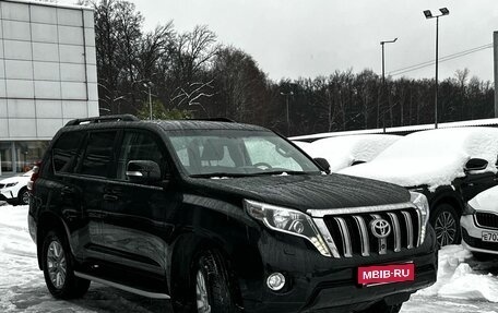 Toyota Land Cruiser Prado 150 рестайлинг 2, 2016 год, 4 500 000 рублей, 2 фотография