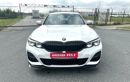 BMW 3 серия, 2019 год, 3 700 000 рублей, 2 фотография