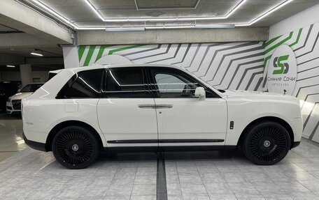 Rolls-Royce Cullinan, 2019 год, 38 900 000 рублей, 29 фотография