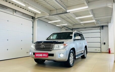 Toyota Land Cruiser 200, 2014 год, 5 449 009 рублей, 2 фотография