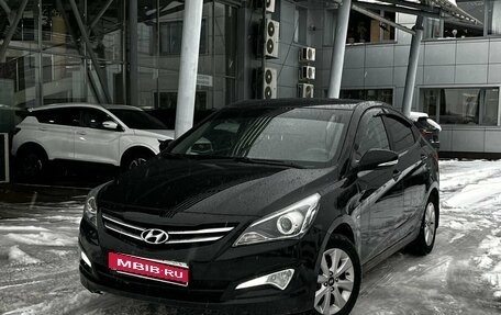 Hyundai Solaris II рестайлинг, 2016 год, 995 000 рублей, 1 фотография