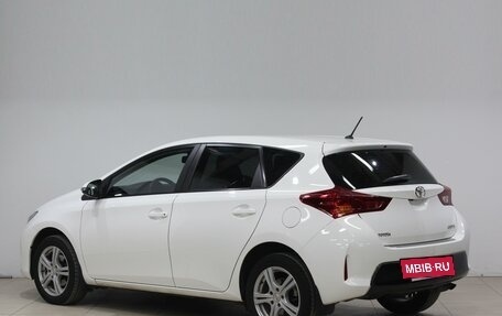 Toyota Auris II, 2013 год, 1 750 000 рублей, 7 фотография