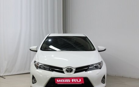 Toyota Auris II, 2013 год, 1 750 000 рублей, 2 фотография