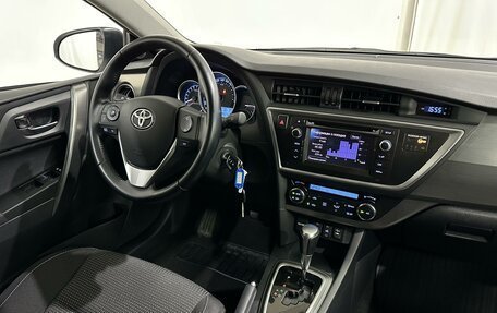 Toyota Auris II, 2013 год, 1 750 000 рублей, 18 фотография