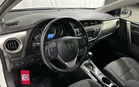 Toyota Auris II, 2013 год, 1 750 000 рублей, 20 фотография