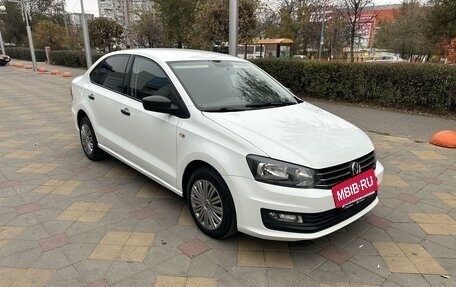 Volkswagen Polo VI (EU Market), 2017 год, 1 350 000 рублей, 3 фотография