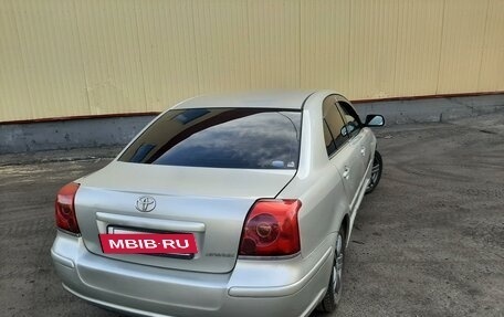 Toyota Avensis III рестайлинг, 2005 год, 700 000 рублей, 11 фотография