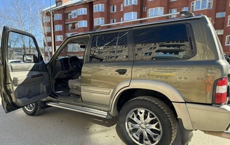 Nissan Patrol, 1999 год, 1 750 000 рублей, 27 фотография