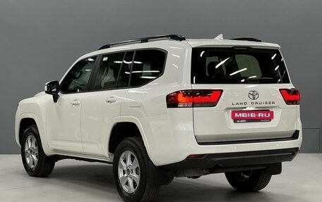 Toyota Land Cruiser, 2023 год, 13 800 000 рублей, 4 фотография