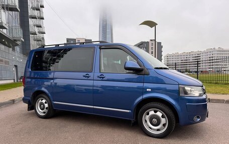 Volkswagen Multivan T5, 2012 год, 2 800 000 рублей, 1 фотография