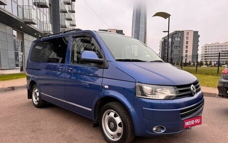 Volkswagen Multivan T5, 2012 год, 2 800 000 рублей, 4 фотография