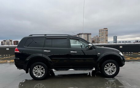 Mitsubishi Pajero Sport II рестайлинг, 2014 год, 2 081 000 рублей, 4 фотография