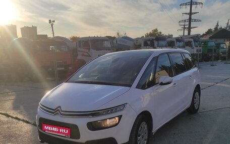 Citroen C4 Picasso II рестайлинг, 2017 год, 950 000 рублей, 2 фотография