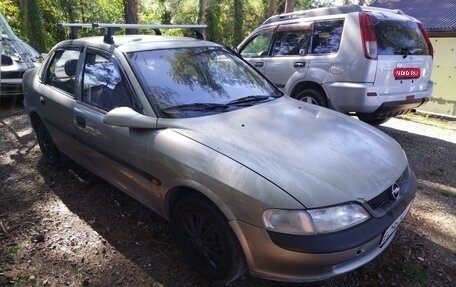 Opel Vectra B рестайлинг, 1996 год, 175 000 рублей, 1 фотография