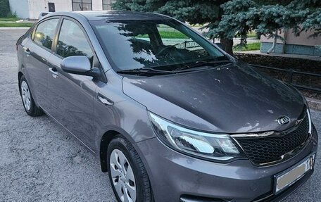 KIA Rio III рестайлинг, 2015 год, 1 300 000 рублей, 1 фотография