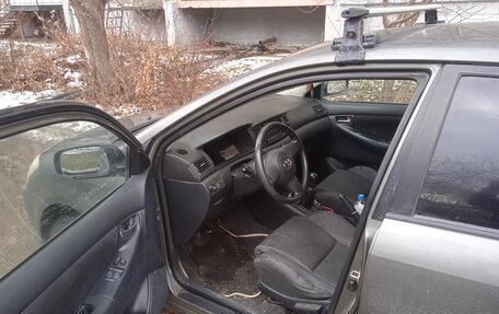 Toyota Corolla, 2004 год, 500 000 рублей, 8 фотография